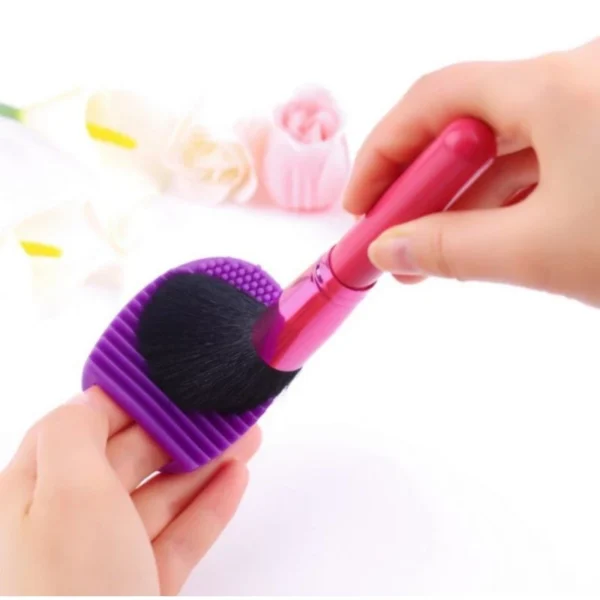 Alat Pembersih Wajah (Facial Cleansing Brush)