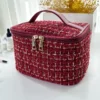 Tas Kosmetik (Makeup Bag)