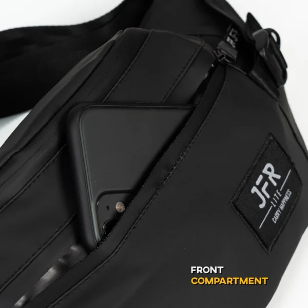 Tas Selempang Anti Air